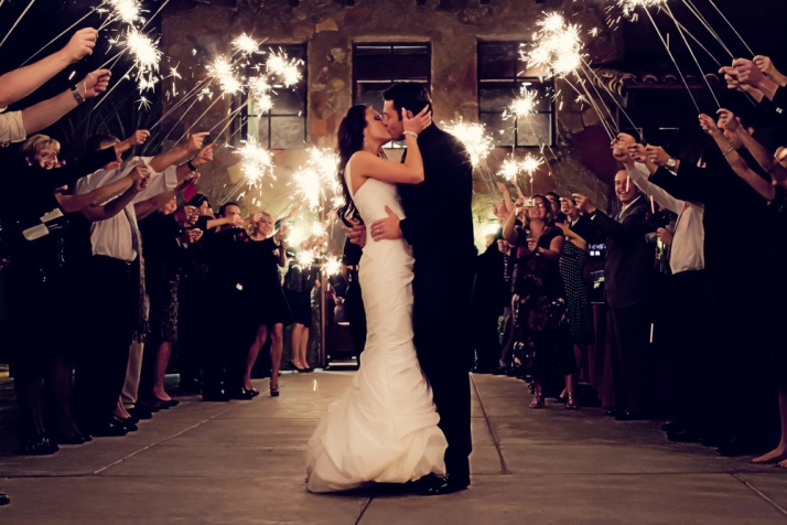 Фото бенгальские огни на свадьбе — Беломорск | belomorsk.salutsklad.ru